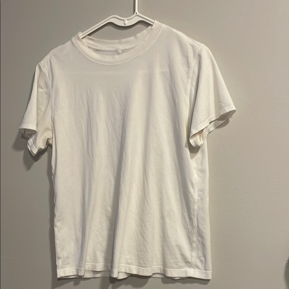Lululemon White Short Sleeve Tee